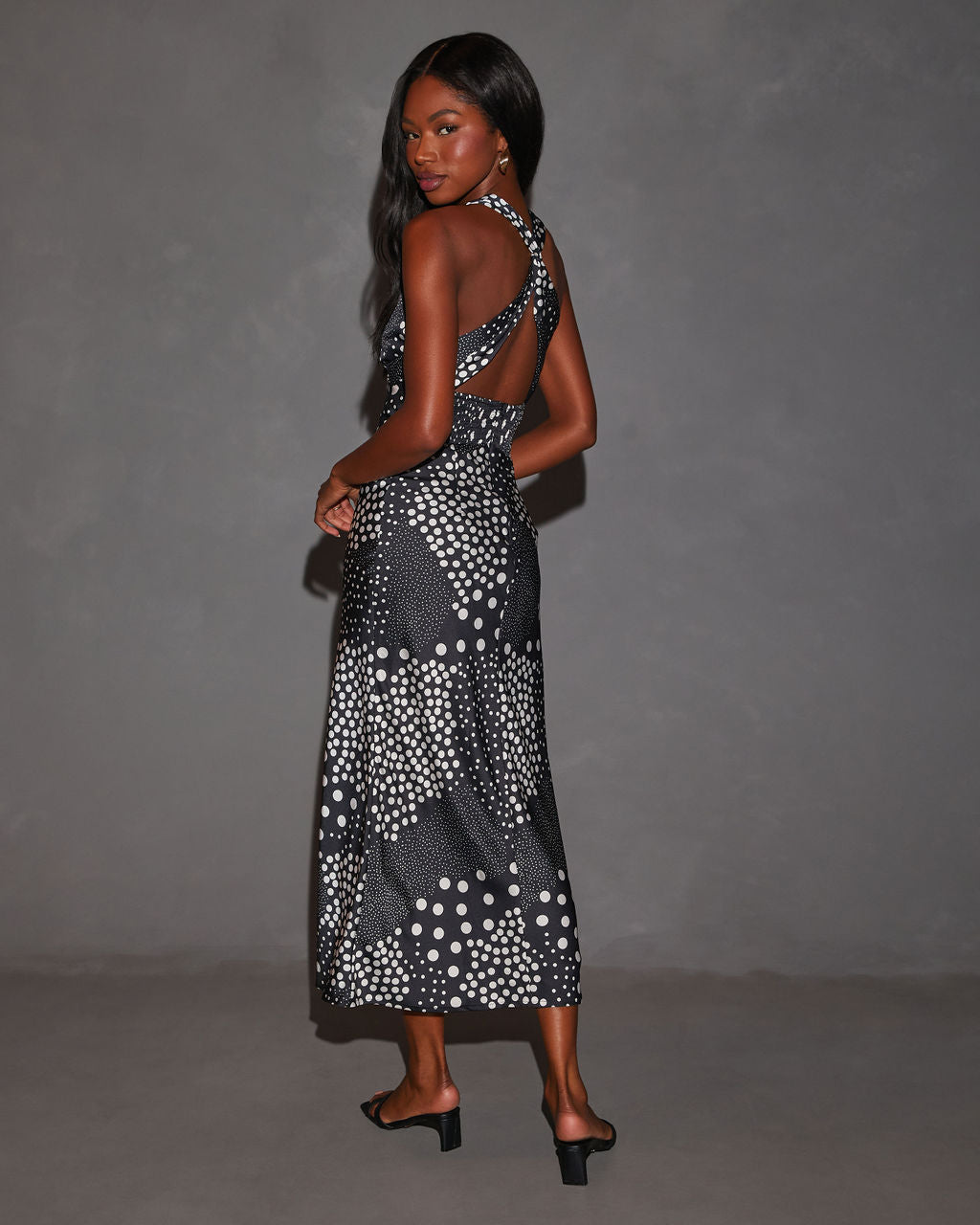 Premium Leonie Criss-Cross Back Printed Midi Dress for an Elegant Look